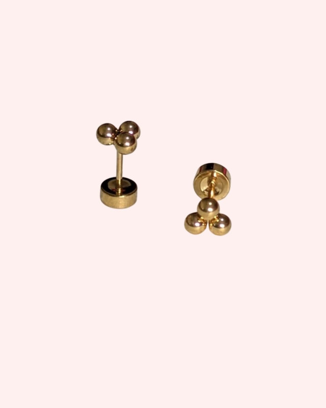 Trinity Gold Stud